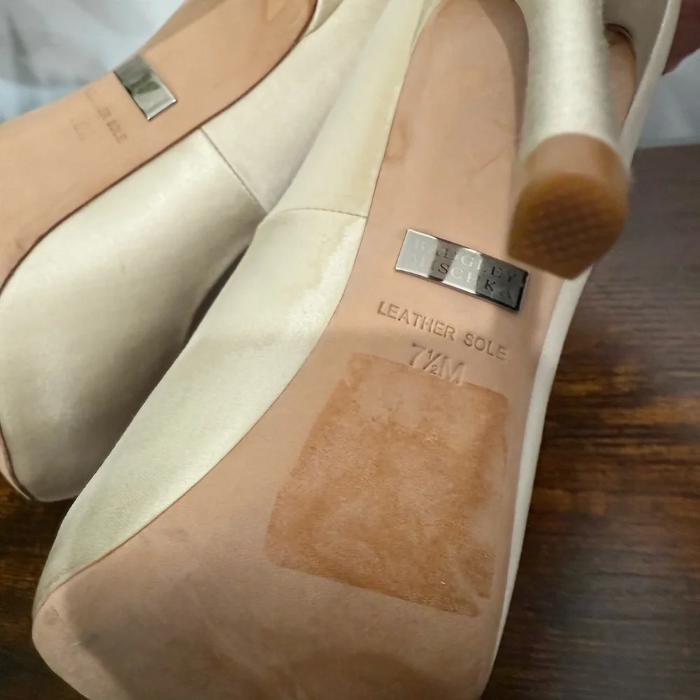 Badgley Mischka Kiara Peep Toe Platform Heel in Ivory Satin - Picture 6 of 8